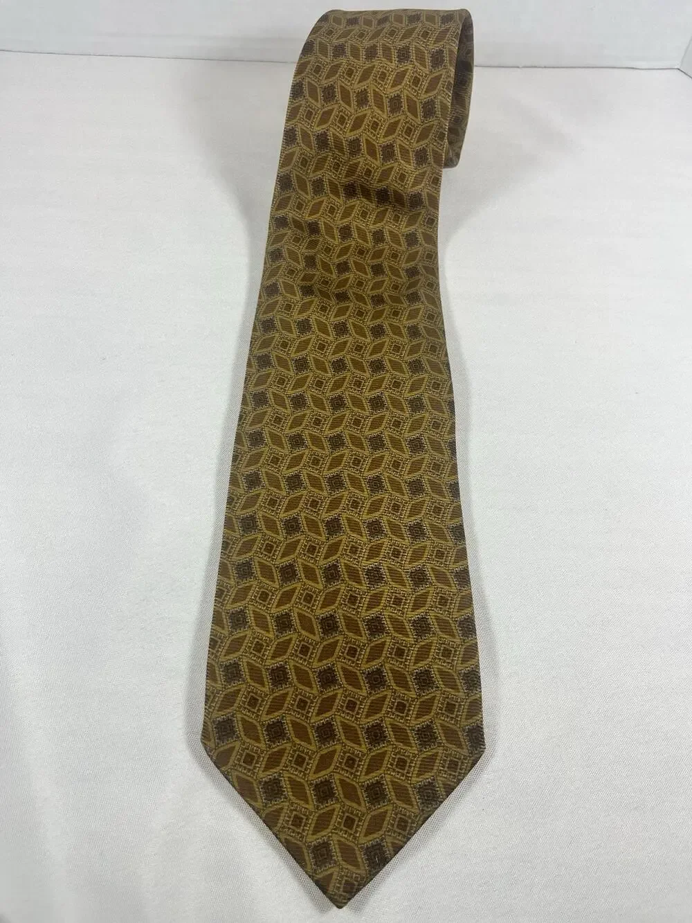 ERMENEGILDO ZEGNA Men' Silk Multicolor Red, Yellow, Leaf Pattern Geometric James